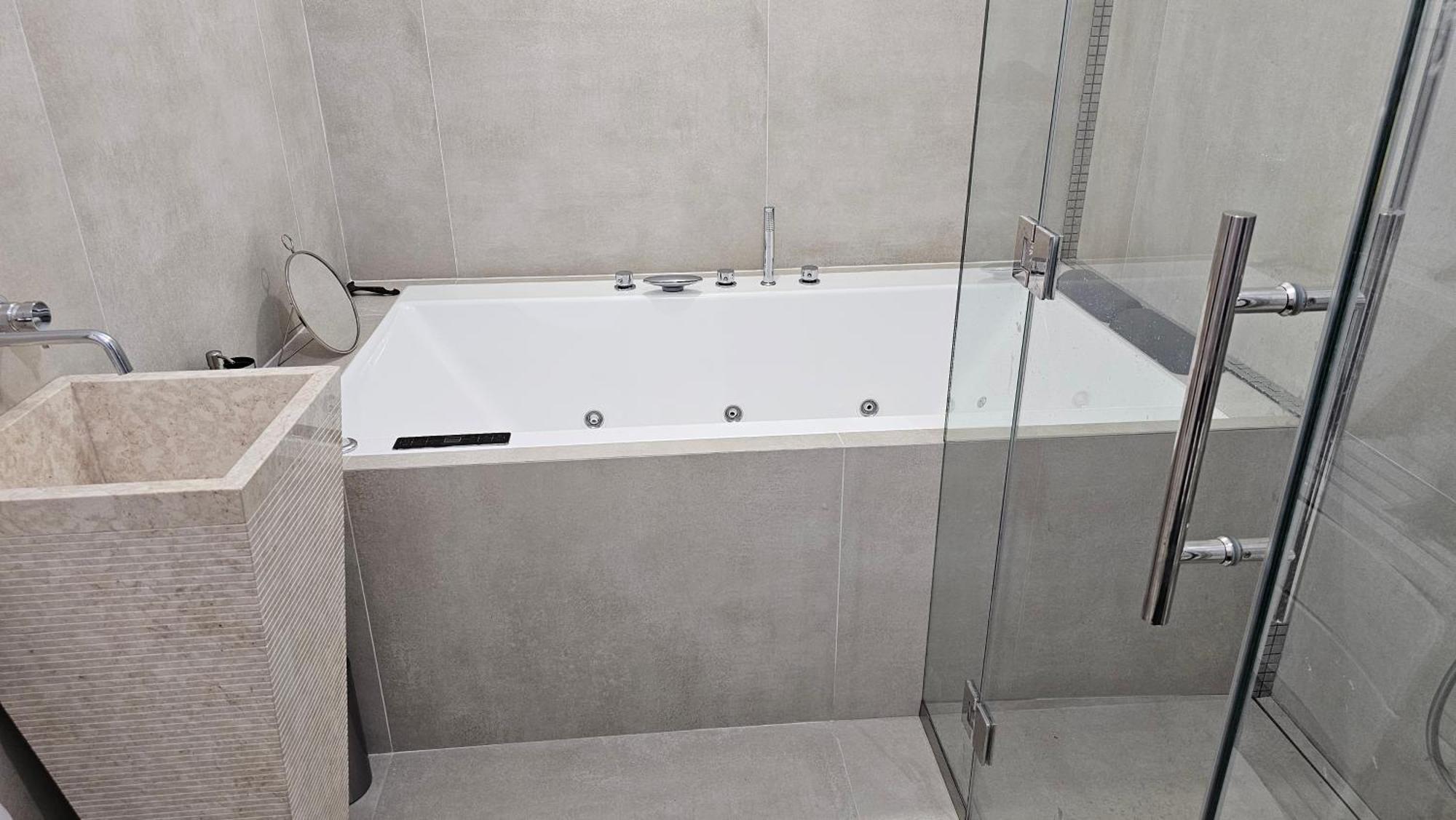马尔韦利亚Oasis Jacuzzi Retreat公寓 外观 照片